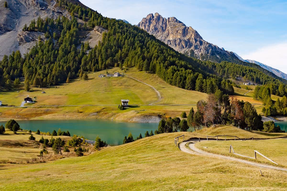 La Lombardia investe sulla montagna: 2,5 milioni di euro per stalle e malghe