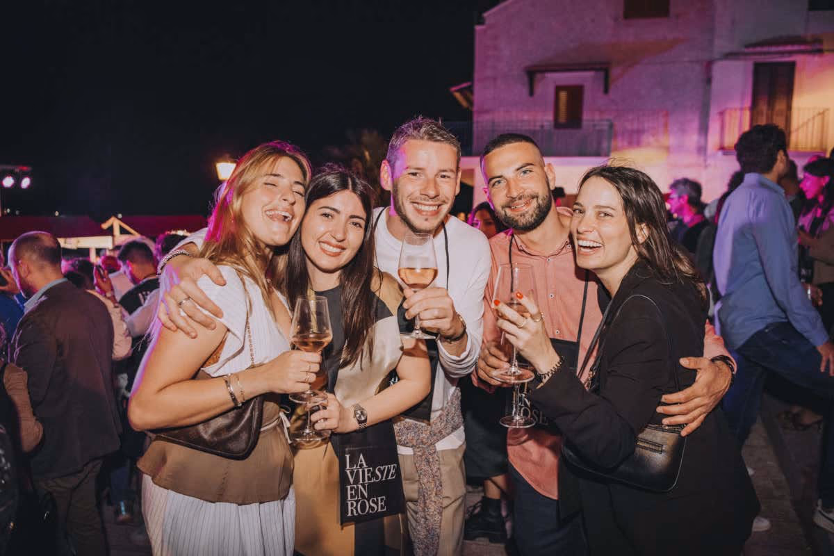 Sul Gargano torna &ldquo;La Vieste en Rose&rdquo;: due giorni dedicati ai vini rosati