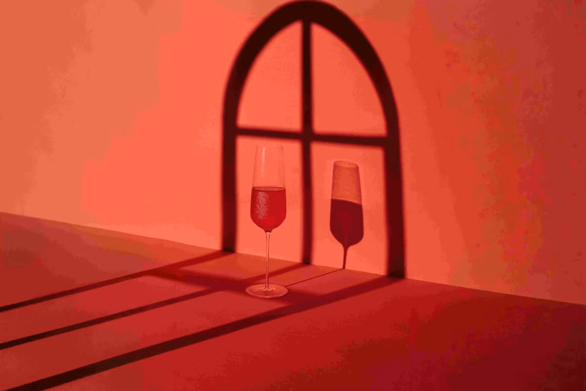 Il rooftop bar del Molino Stucky racconta Venezia con una drink list ispirata ai colori